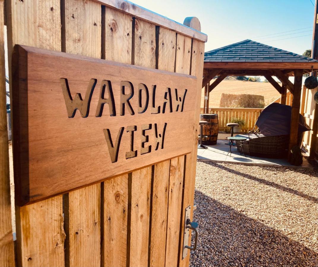 'Wardlaw View' Luxury Studio Apartment With Stunning View Kirkhill Exteriér fotografie